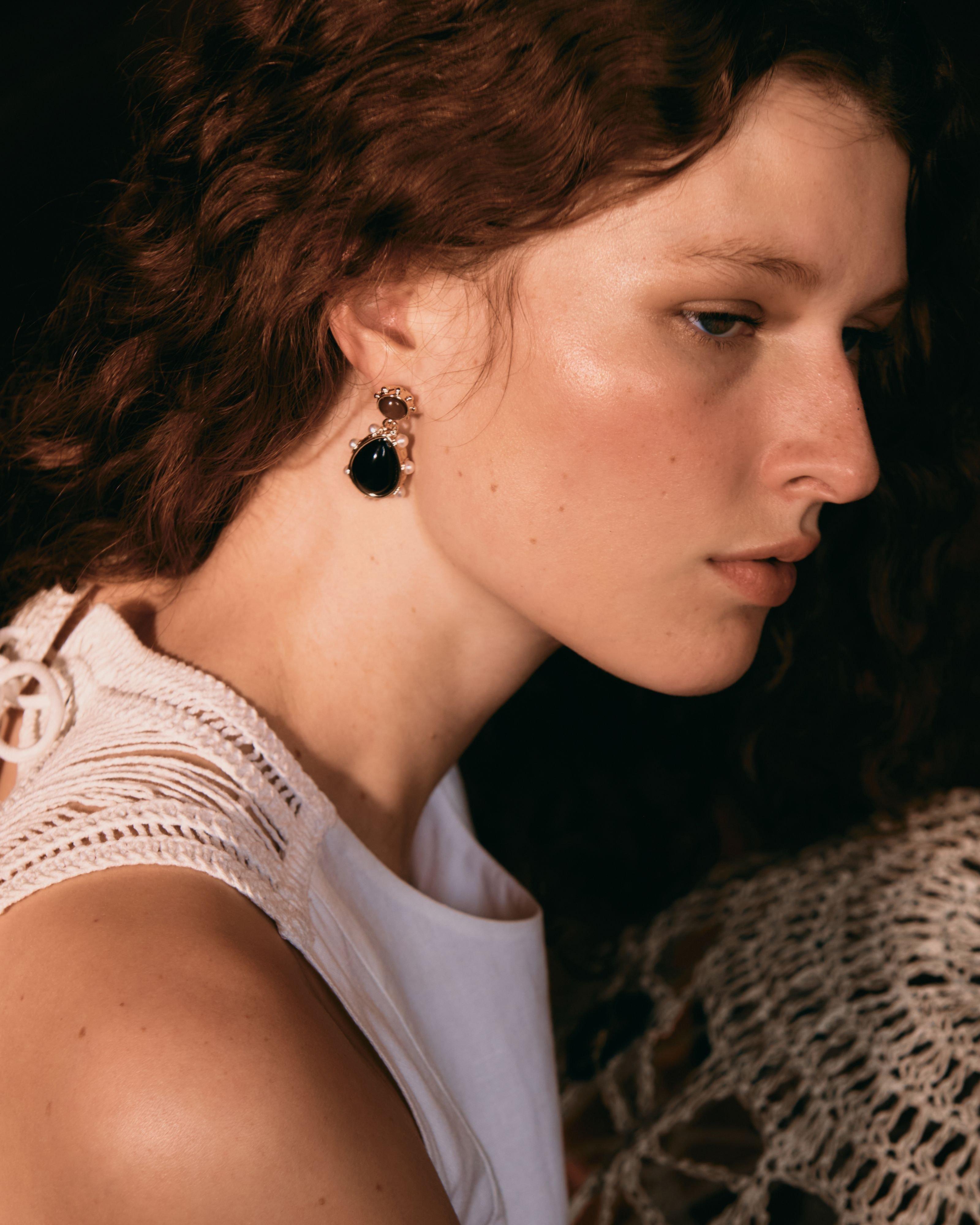 Pearl Outer & Resin Teardrop Dangly Stud Earrings -  Black