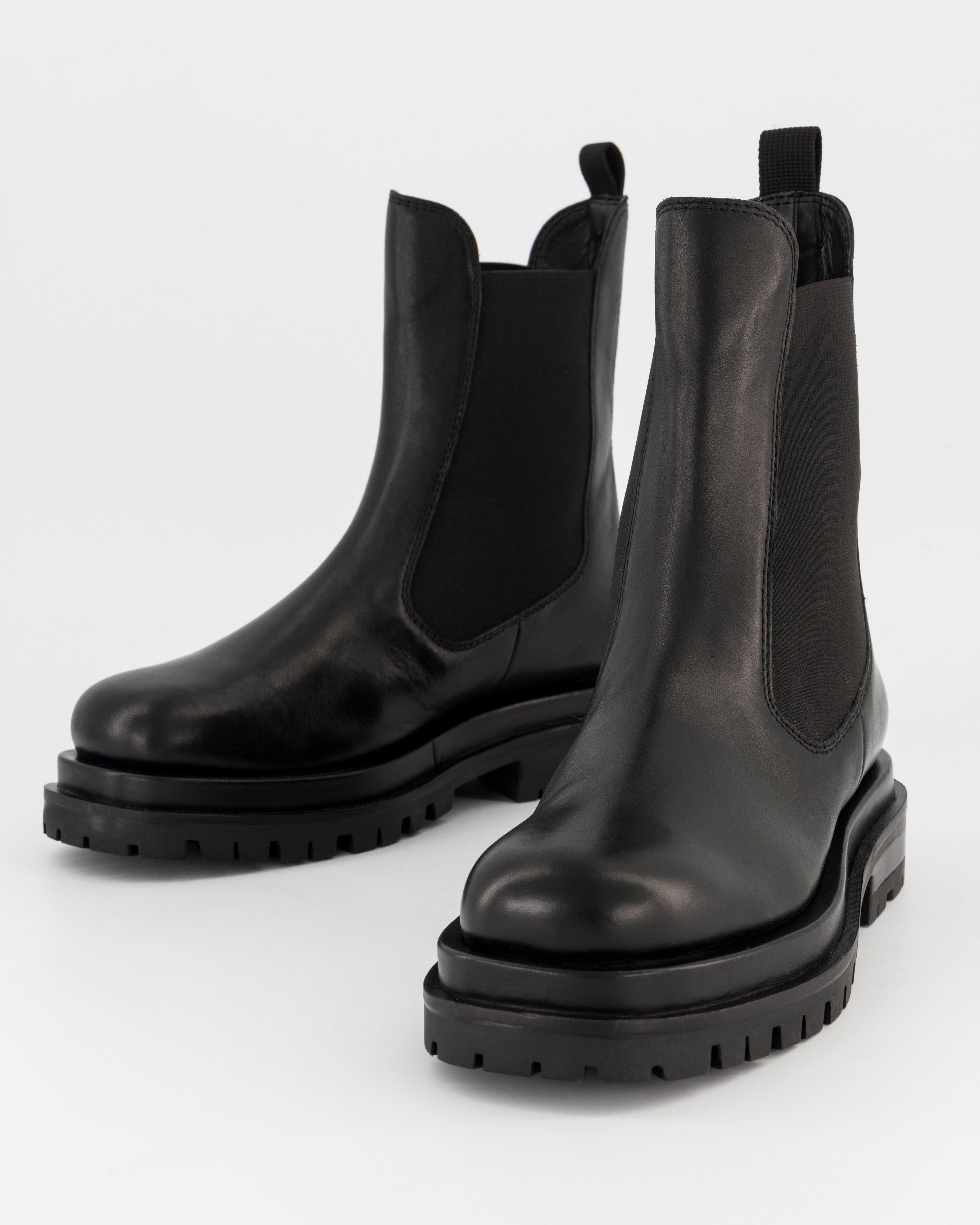 Akia Chunky Leather Chelsea Boots -  Black