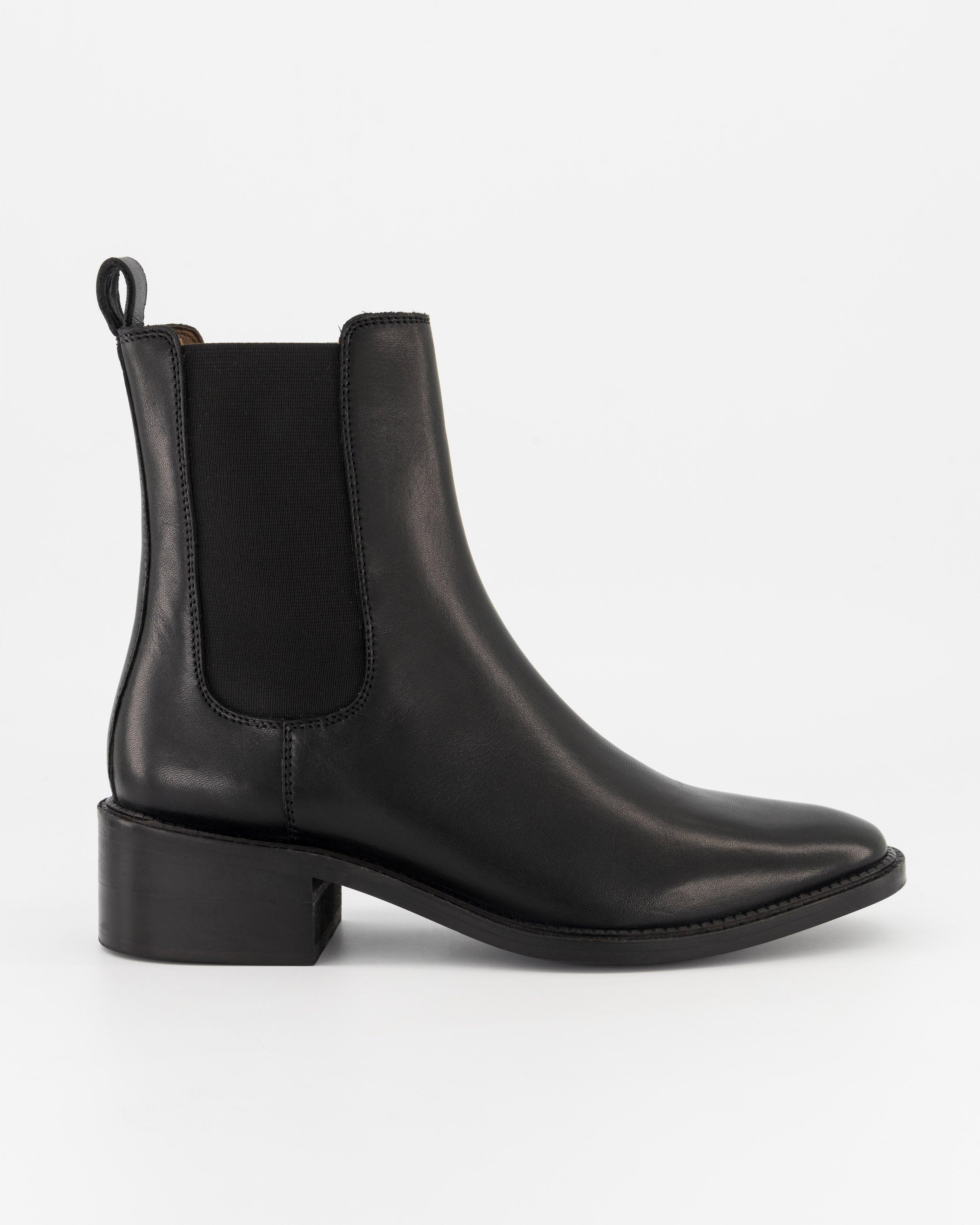 Bella Classic Leather Chelsea Boots -  Black