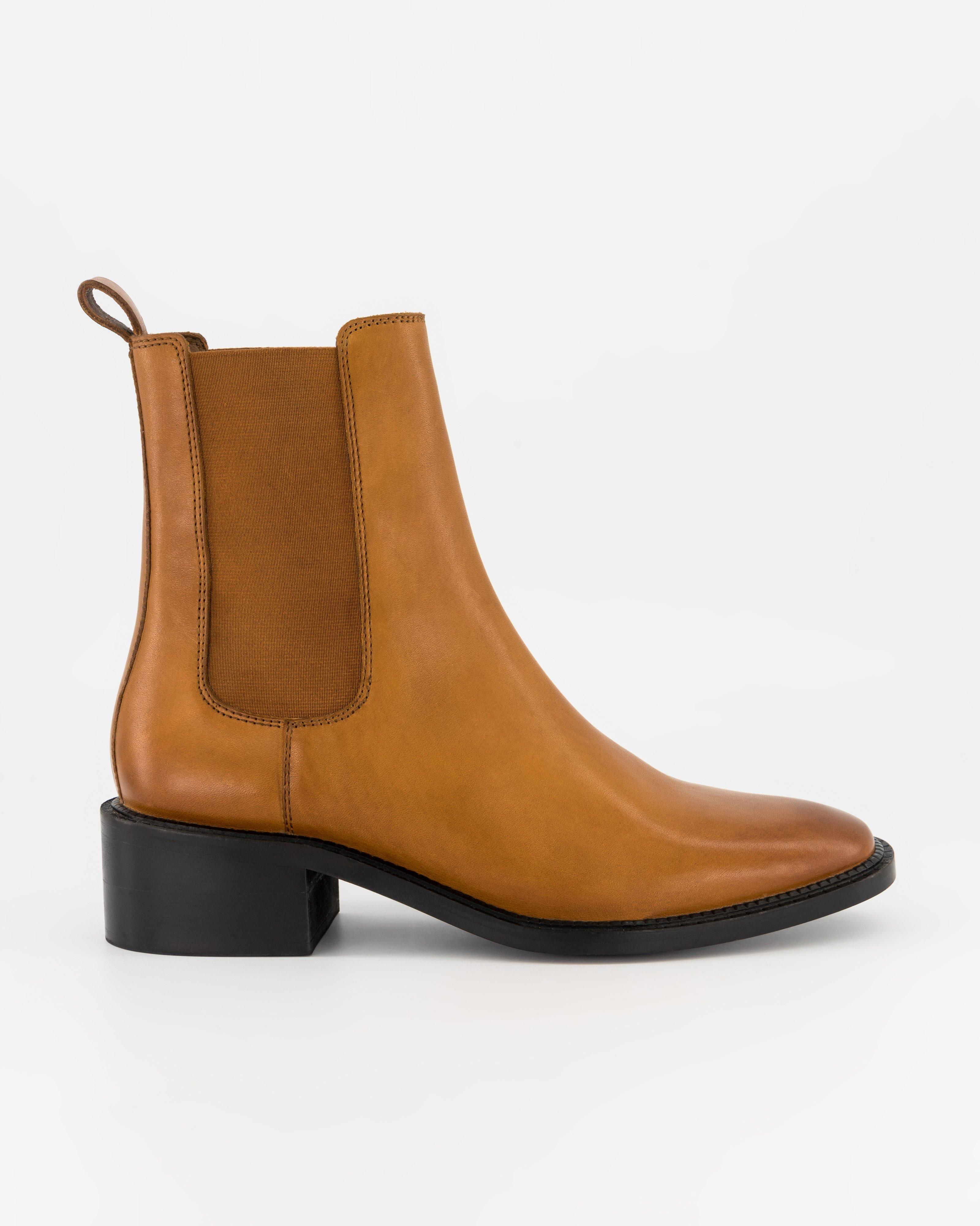 Bella Classic Leather Chelsea Boots -  Tan