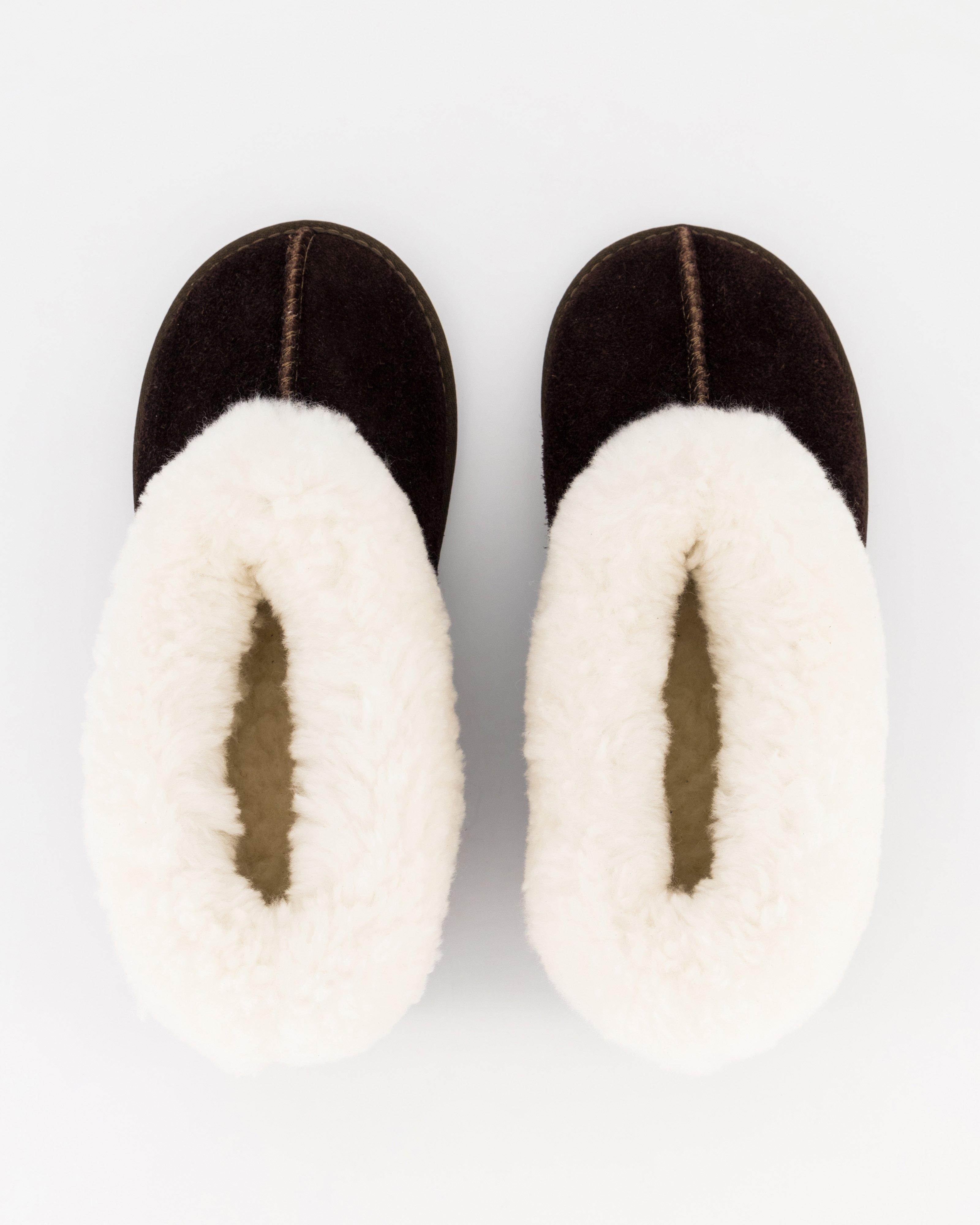 Cape Union Men’s Sheepskin Nubuck Slippers -  Chocolate