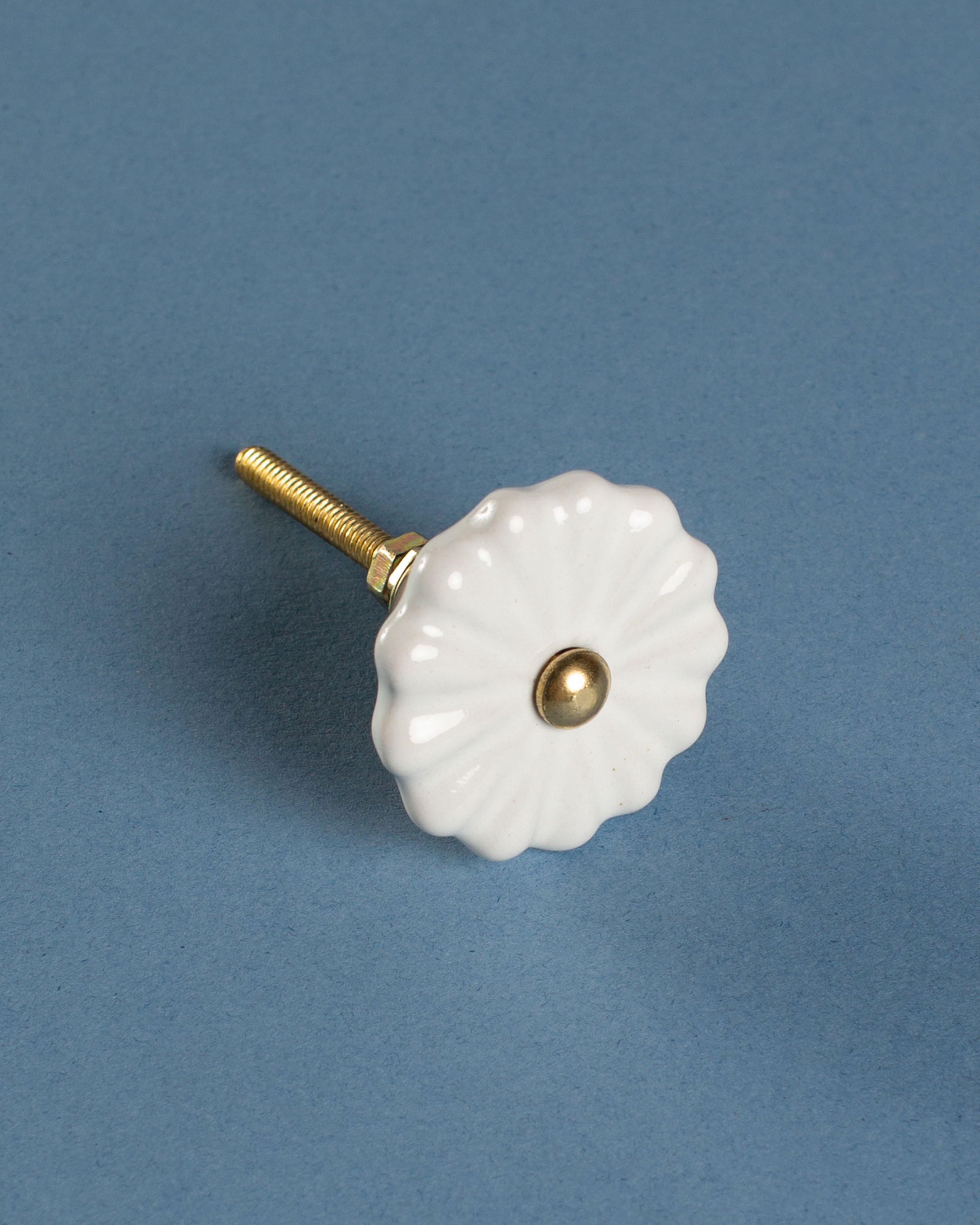Ceramic Daisy Knob -  White