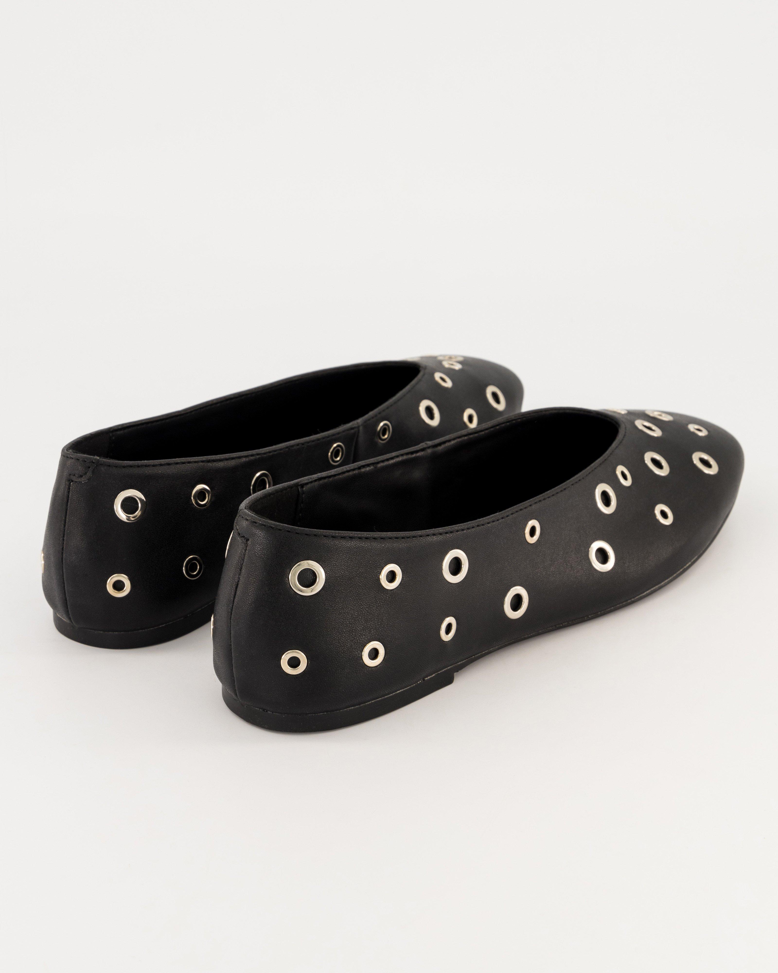 Sadie Studded Pump -  Black