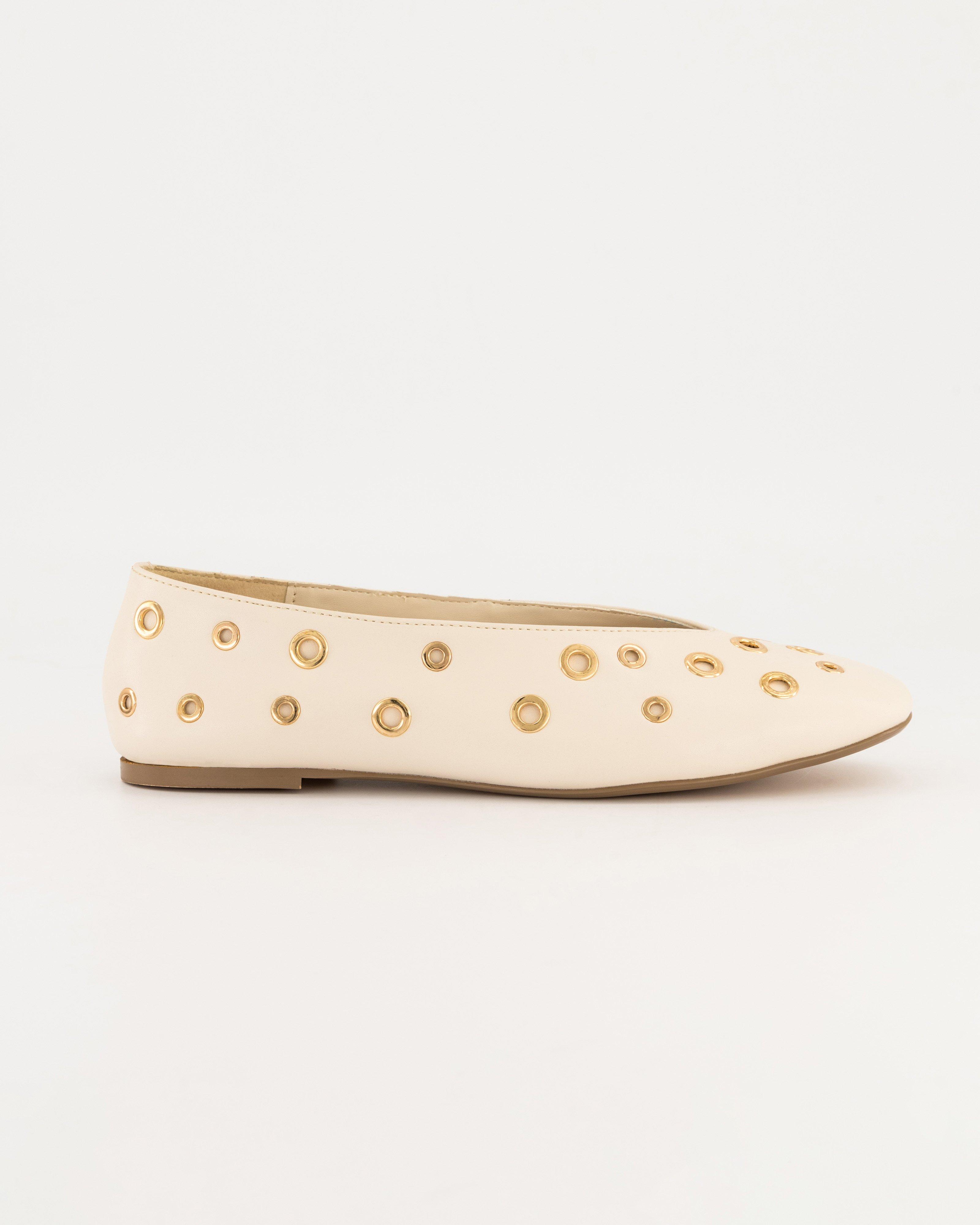 Sadie Studded Pump -  Milk