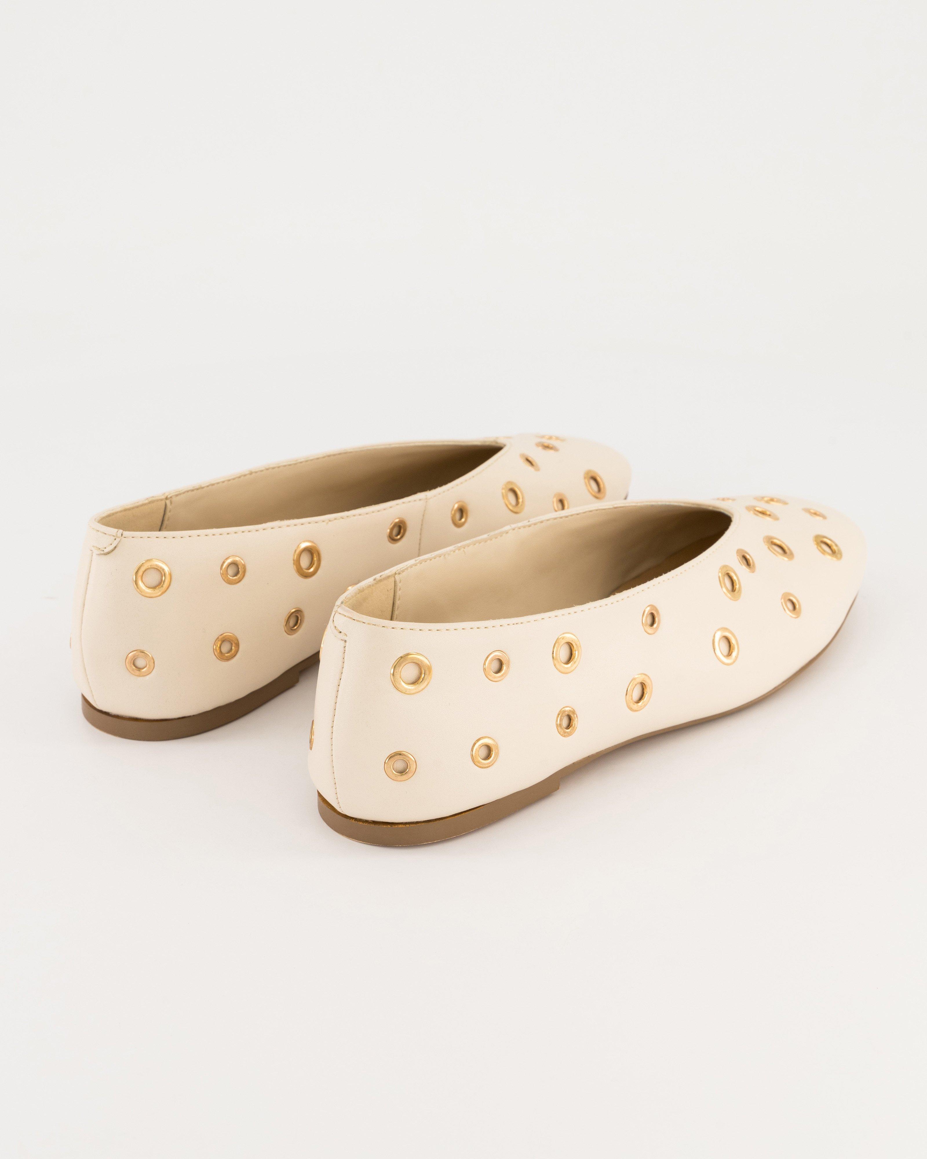 Sadie Studded Pump -  Milk