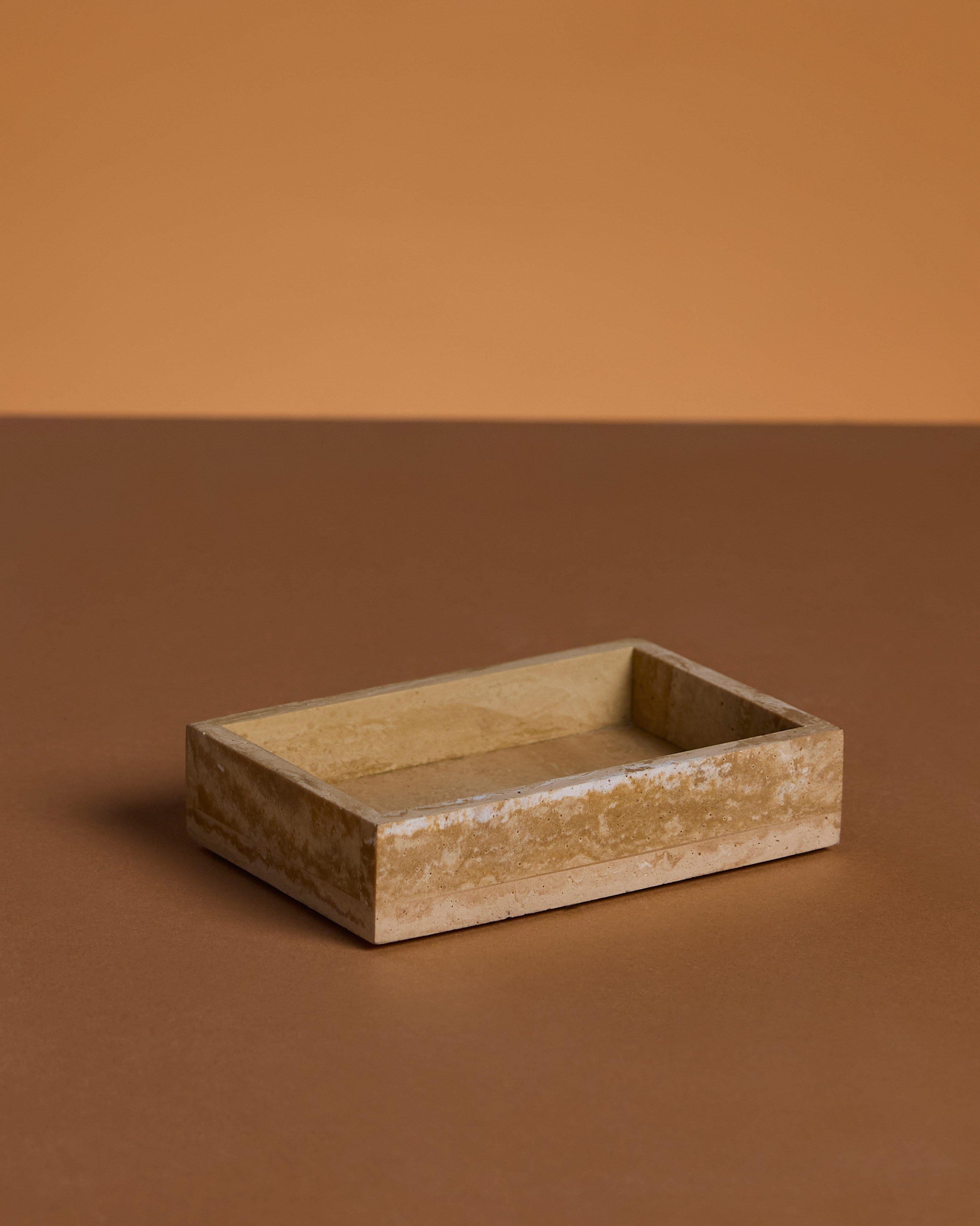 Lola Resin Soap Dish -  Cream