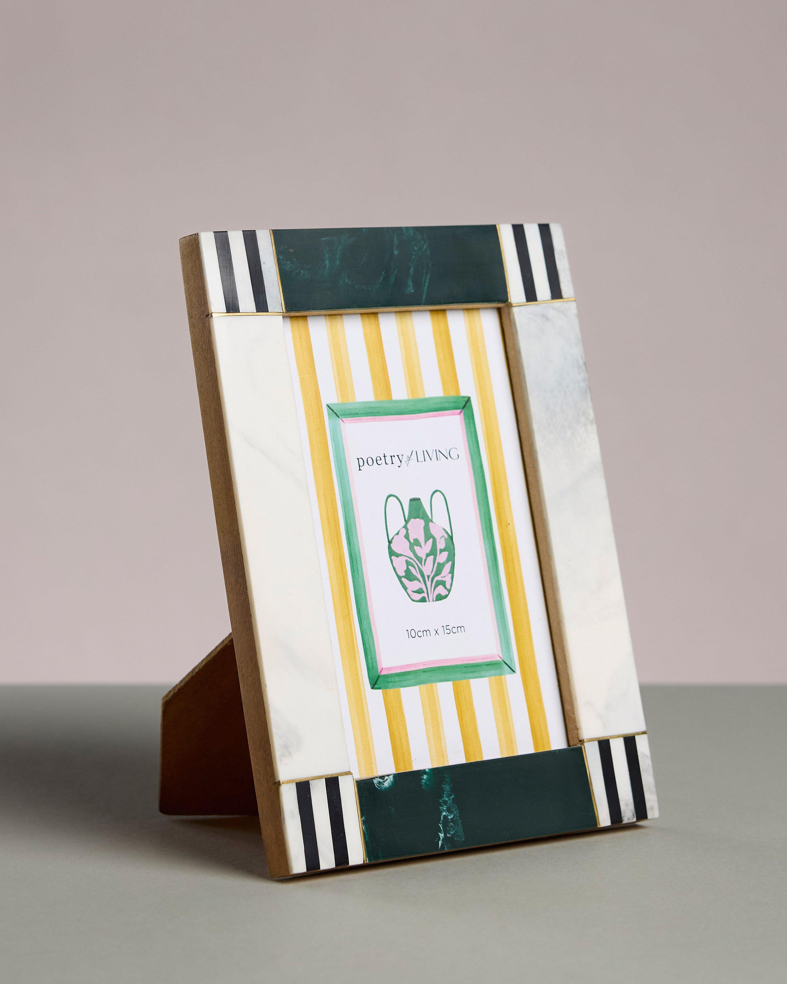 Fi Resin Frame - 10cm x 15cm -  Green