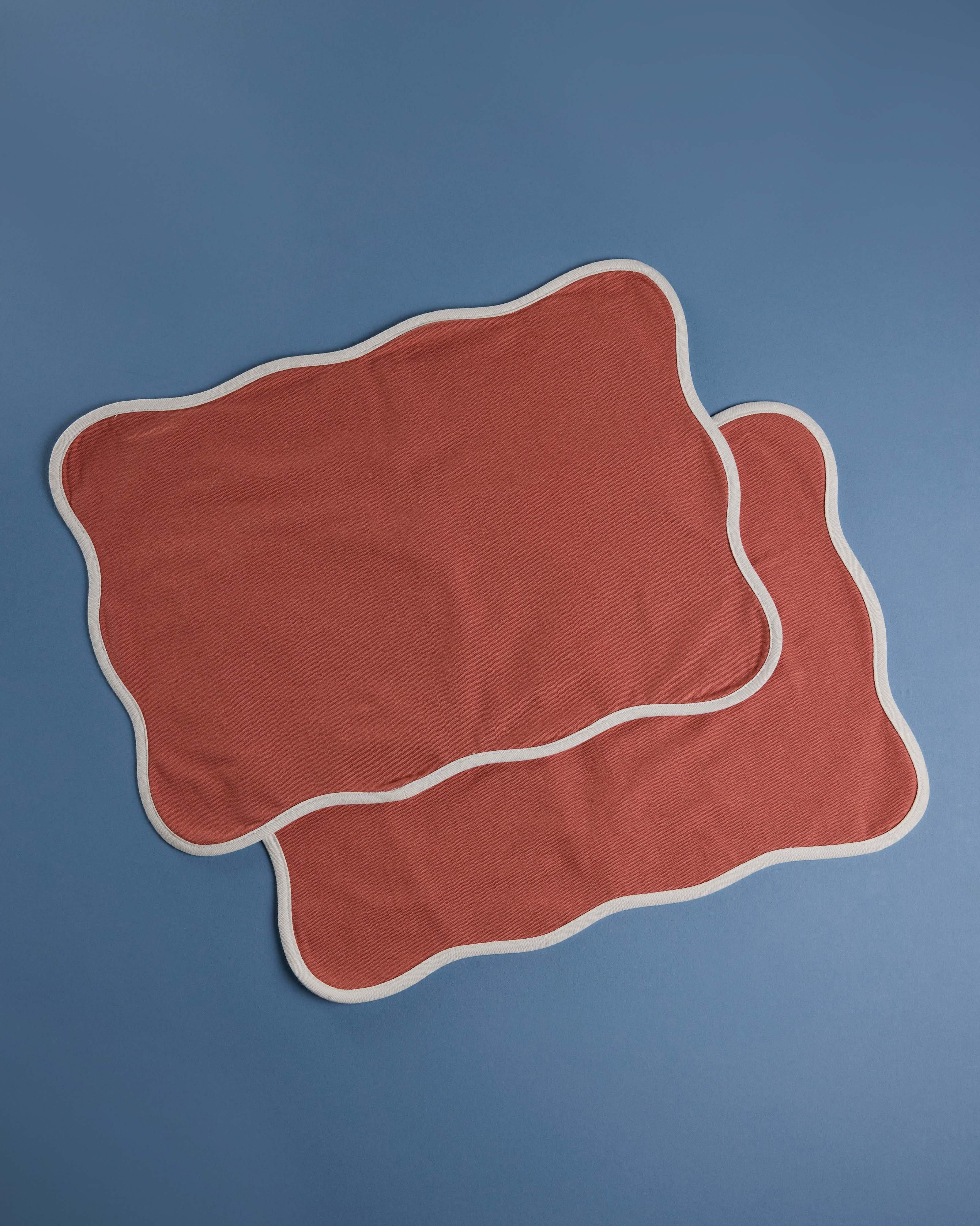 Jax Scalloped Edge Placemat -  Rust