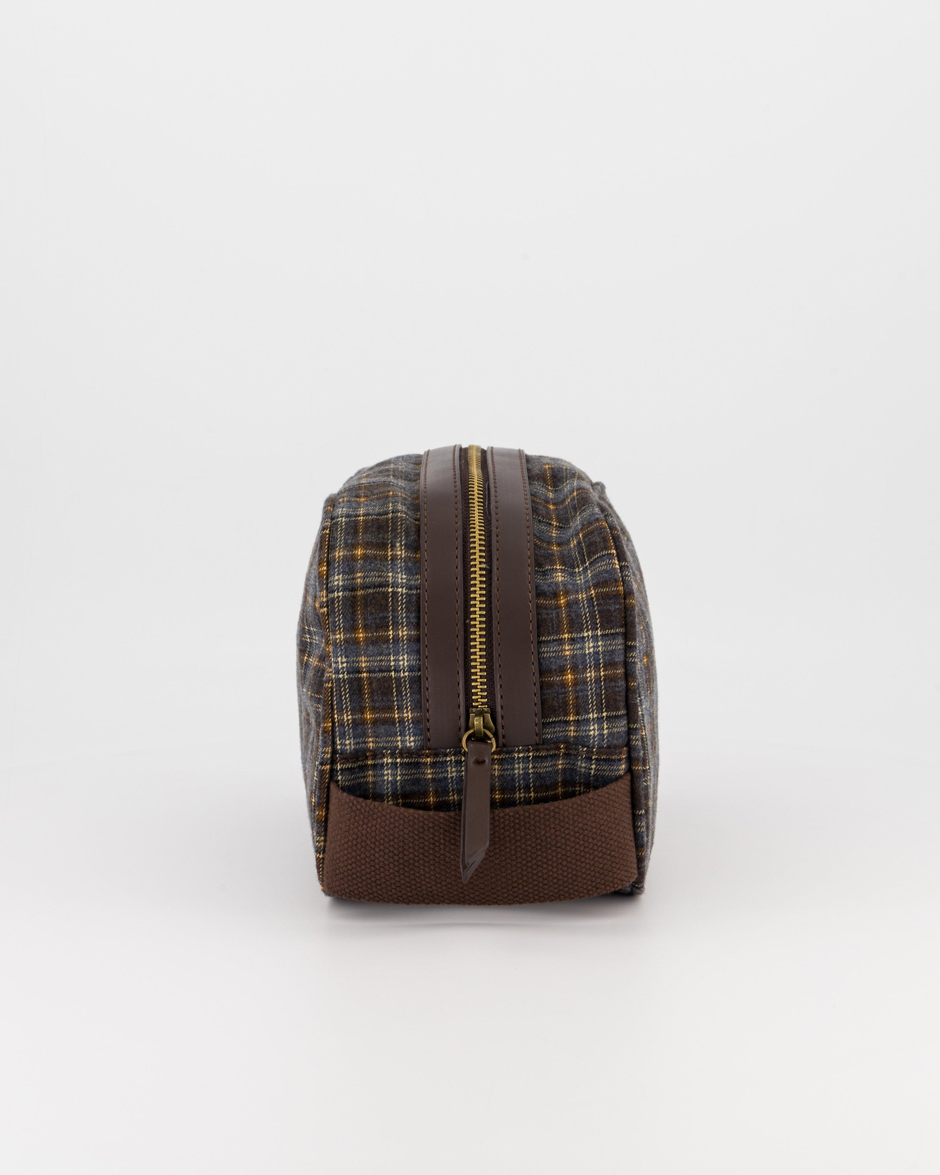 K-Way Elements Men’s Howard Tweed Wash Bag  -  Ochre