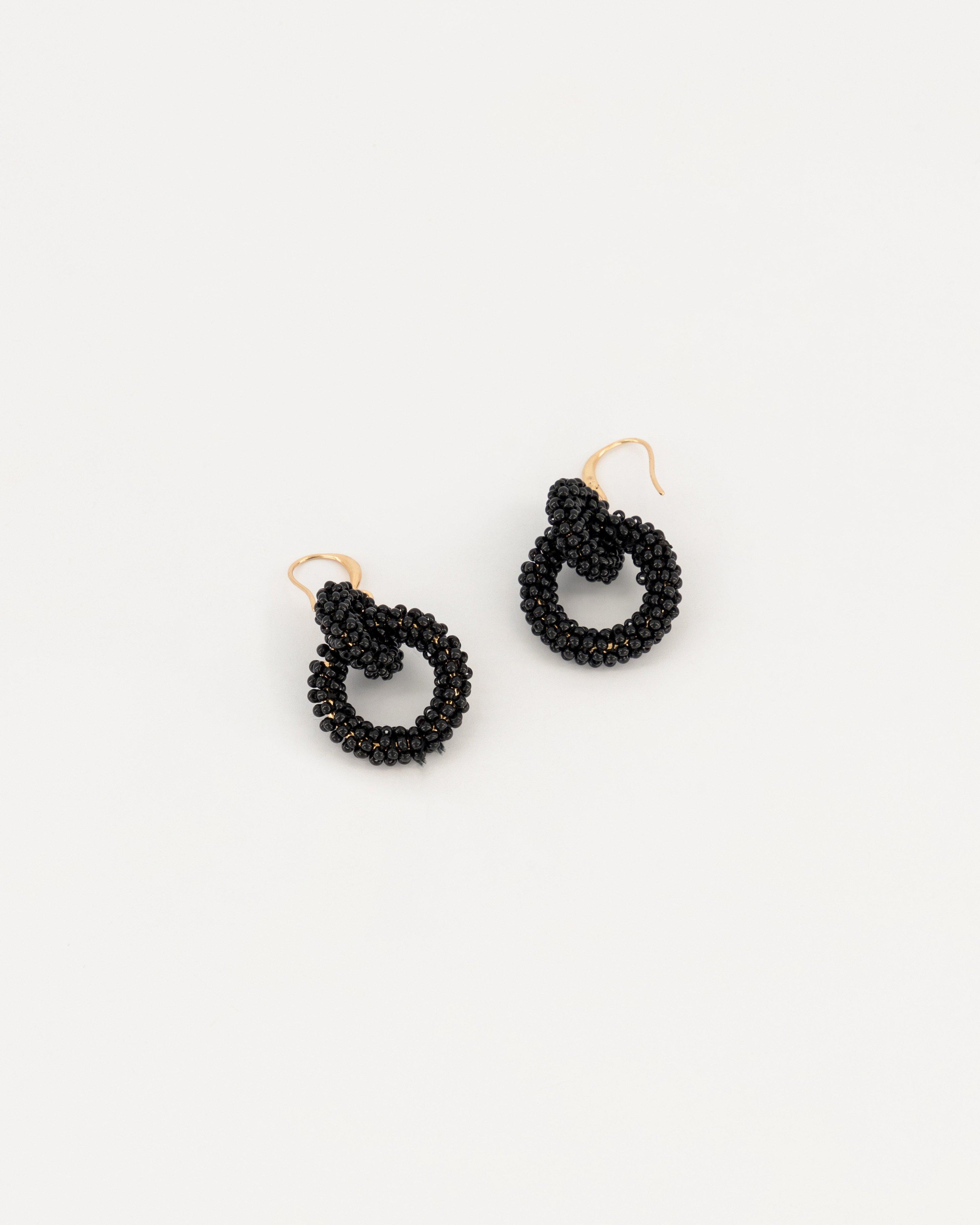 Linked Beaded Ring Drop Earrings -  Black