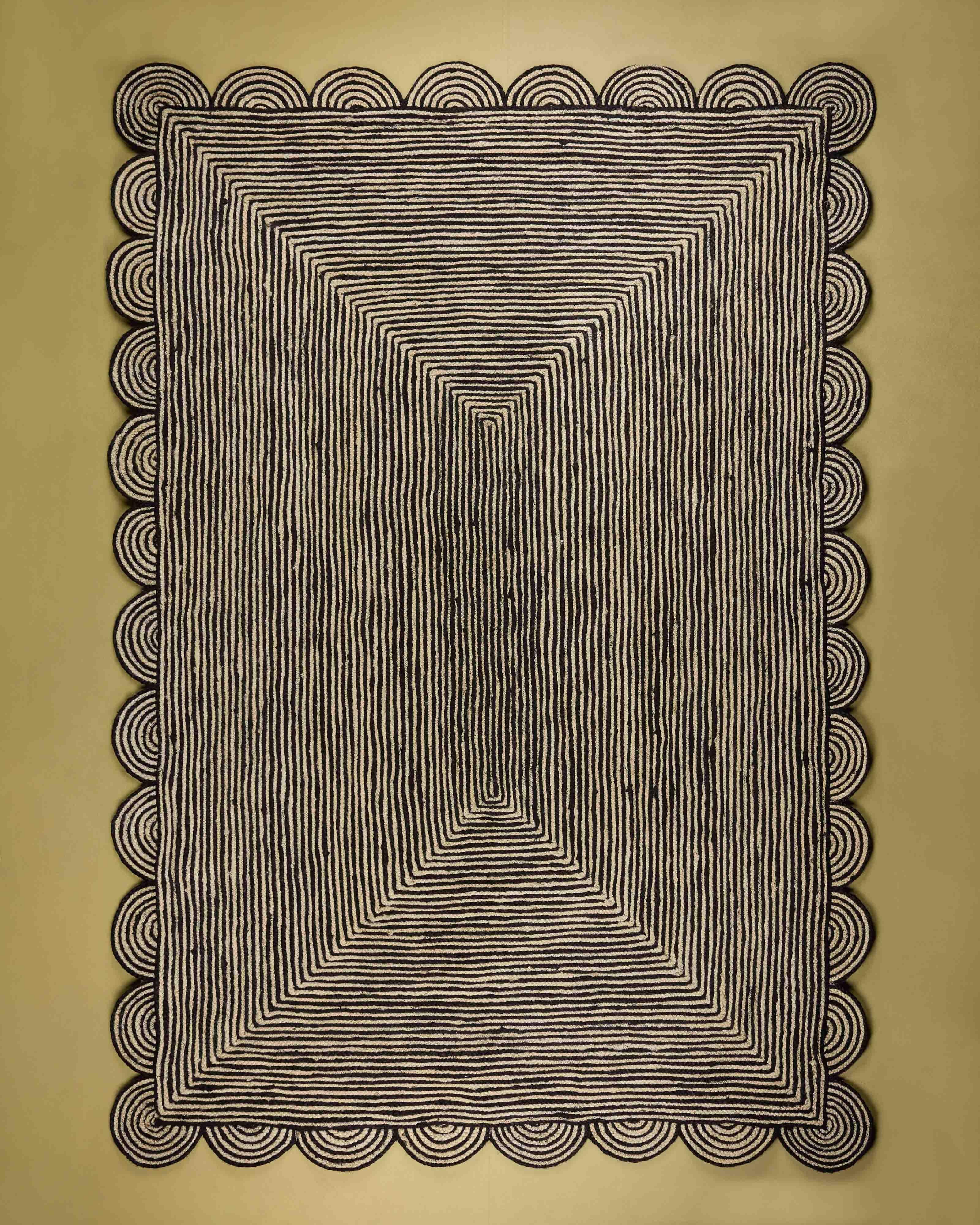 Scallop Black & White Striped Rug - 200cm (W) x 300cm (L) -  Oatmeal