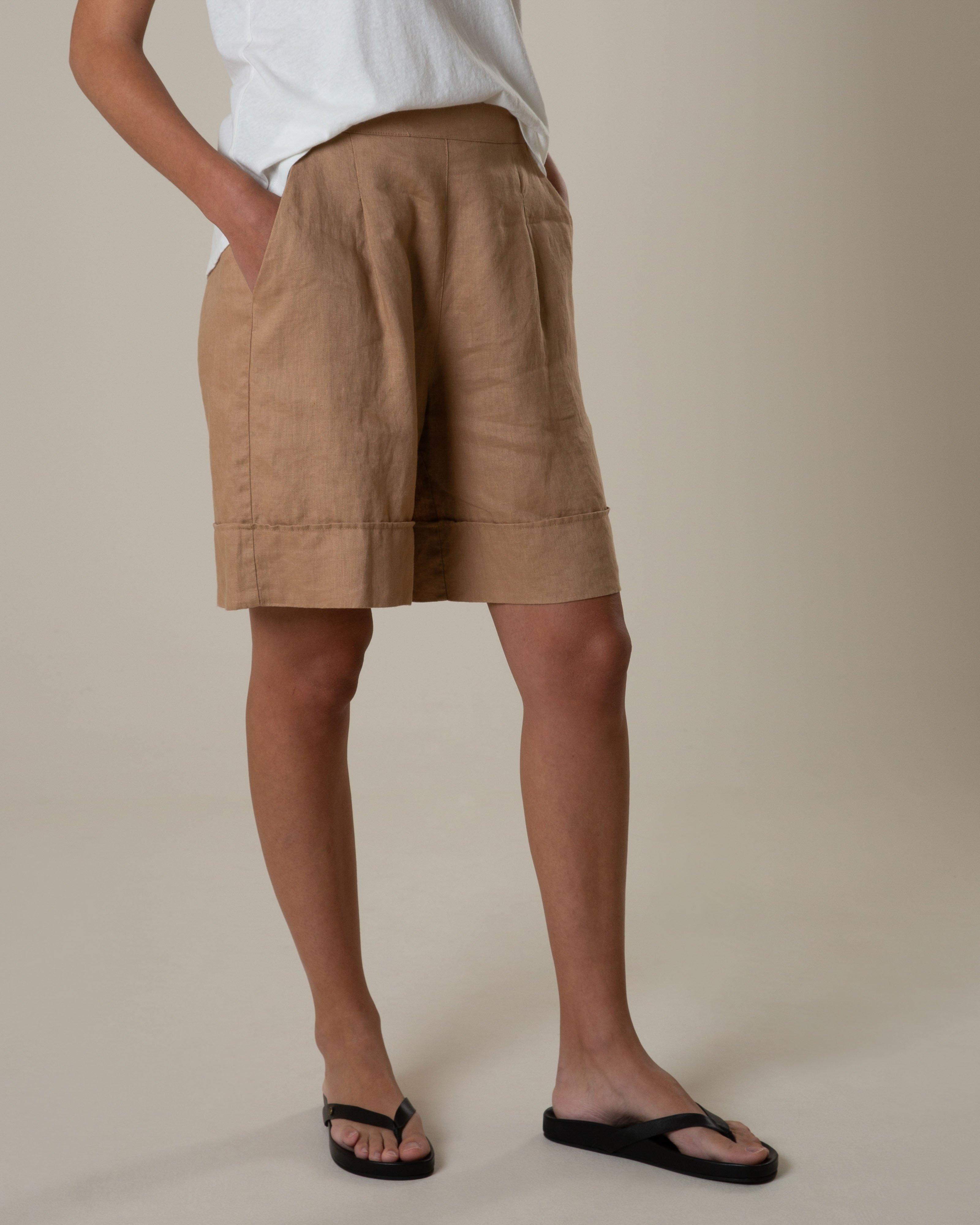 Rare Earth Women's Fern Bermuda Shorts -  Stone