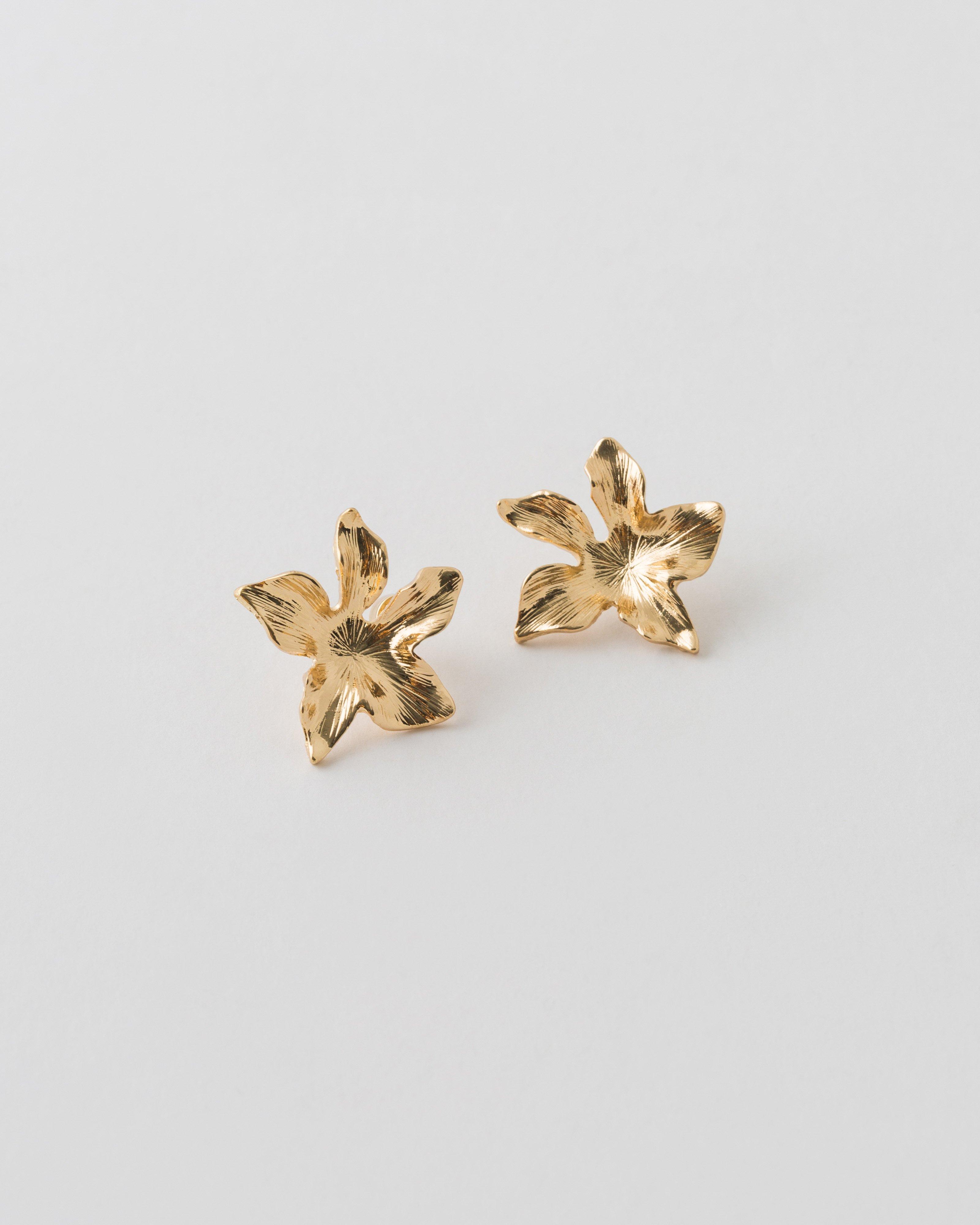 Metal Flower Stud Earrings -  Gold