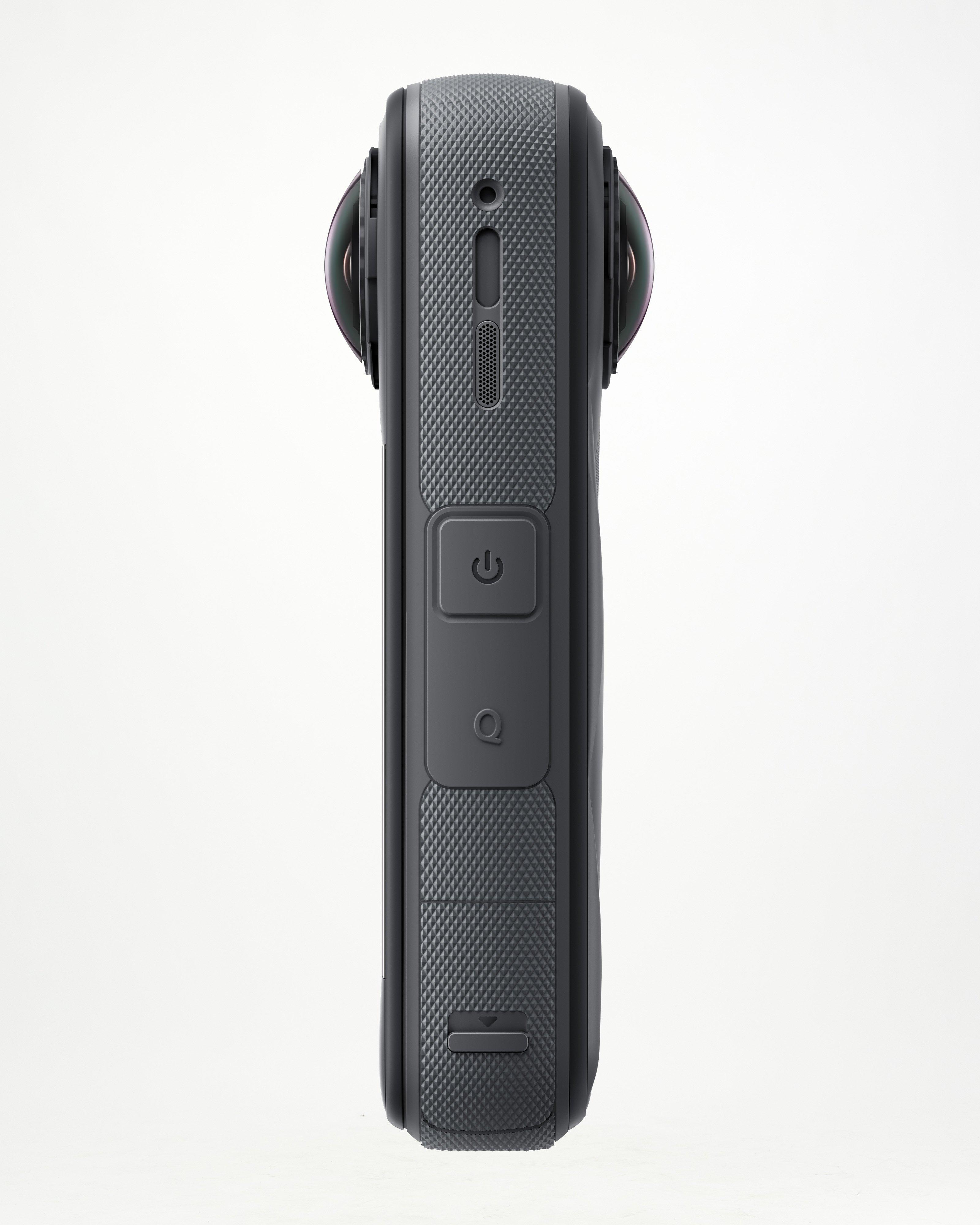 Insta360 X5 Standard Bundle -  Black
