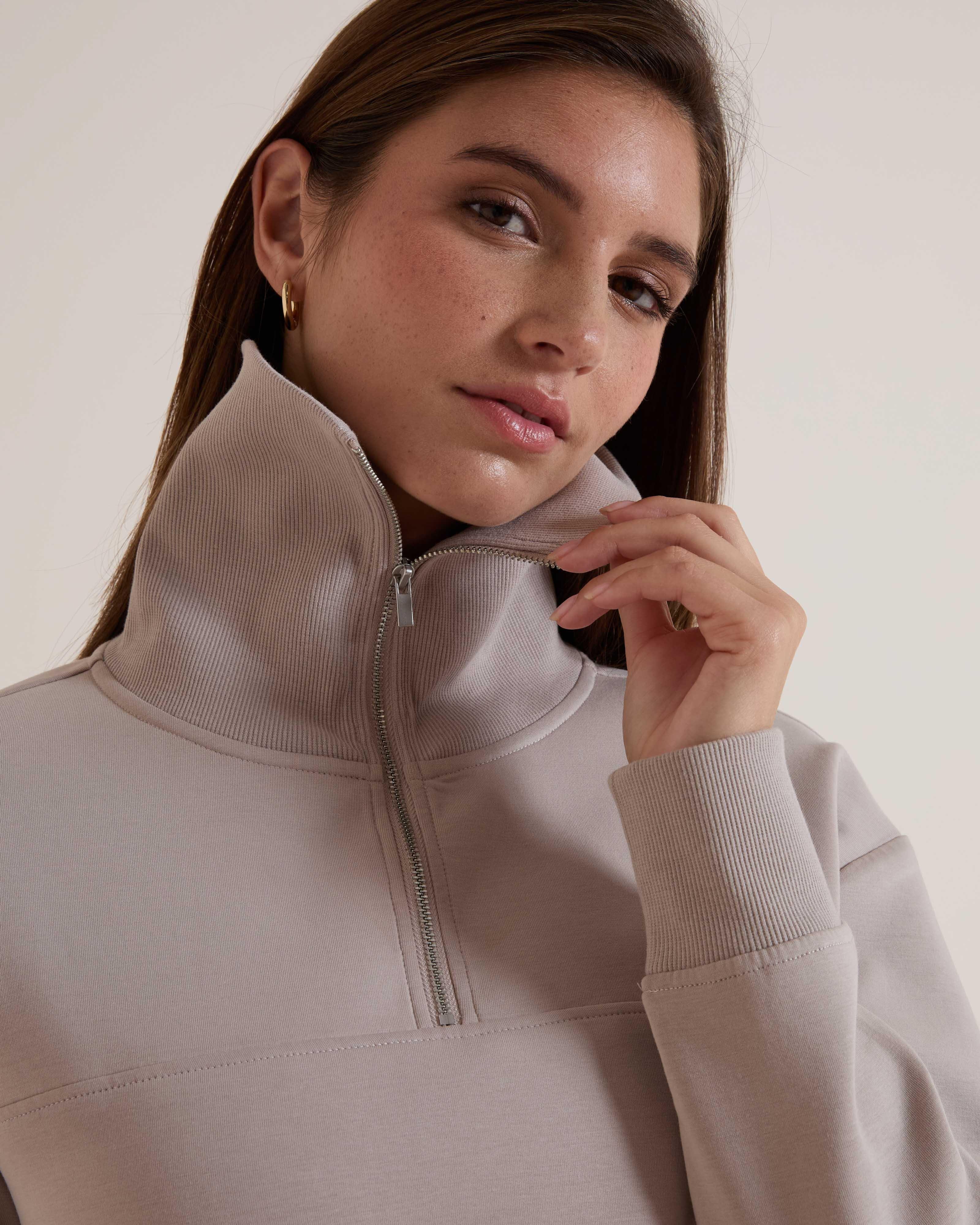 トレーナー/スウェット the virgins quilt zip cropped seeat Cosset Cropped Sweatshirt - Last Chance | Sunday Citizen