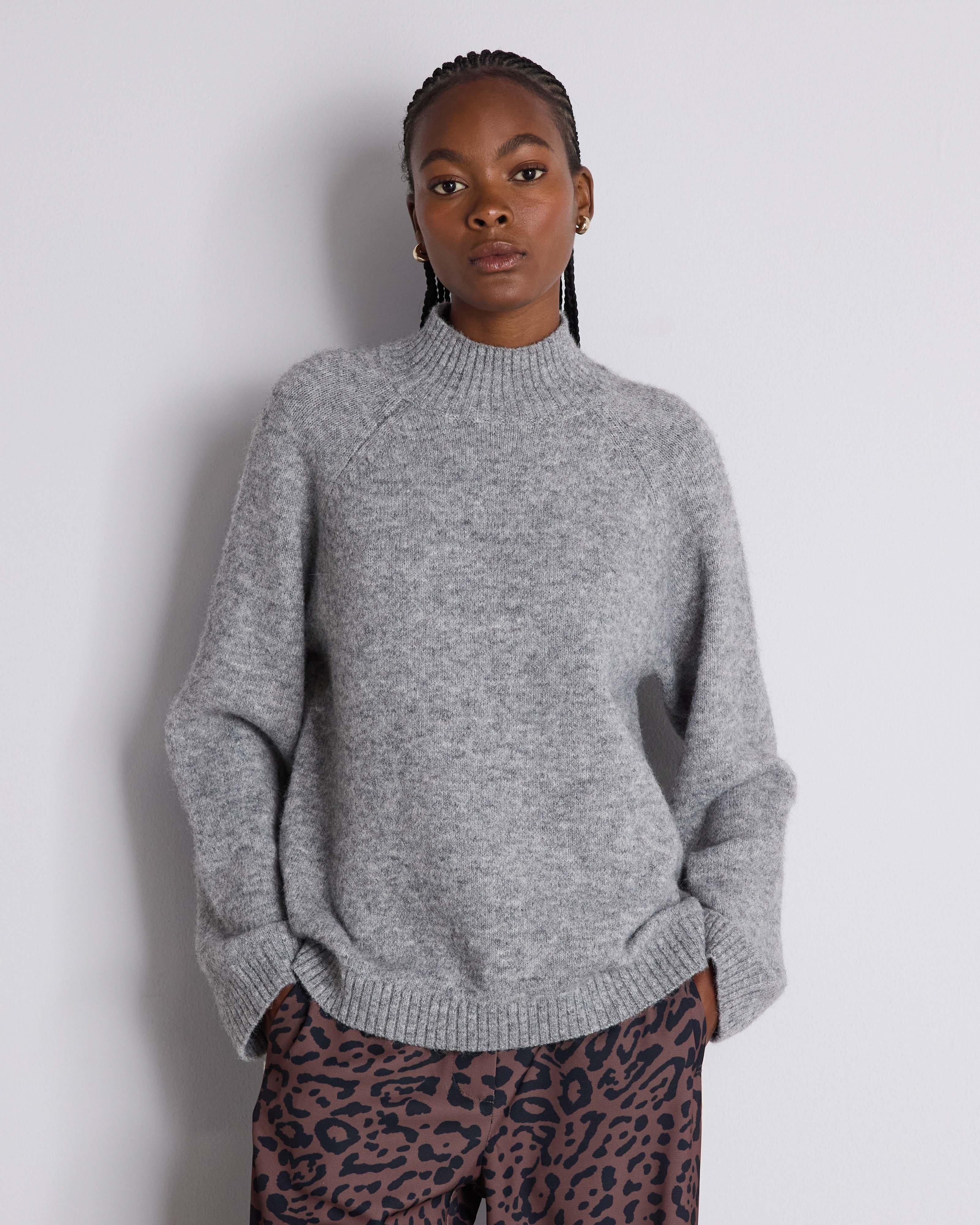 ニット/セーター "Summer" High Neck Knitted Pullover Hi-Neck Jumper from REFINERY – Refinery