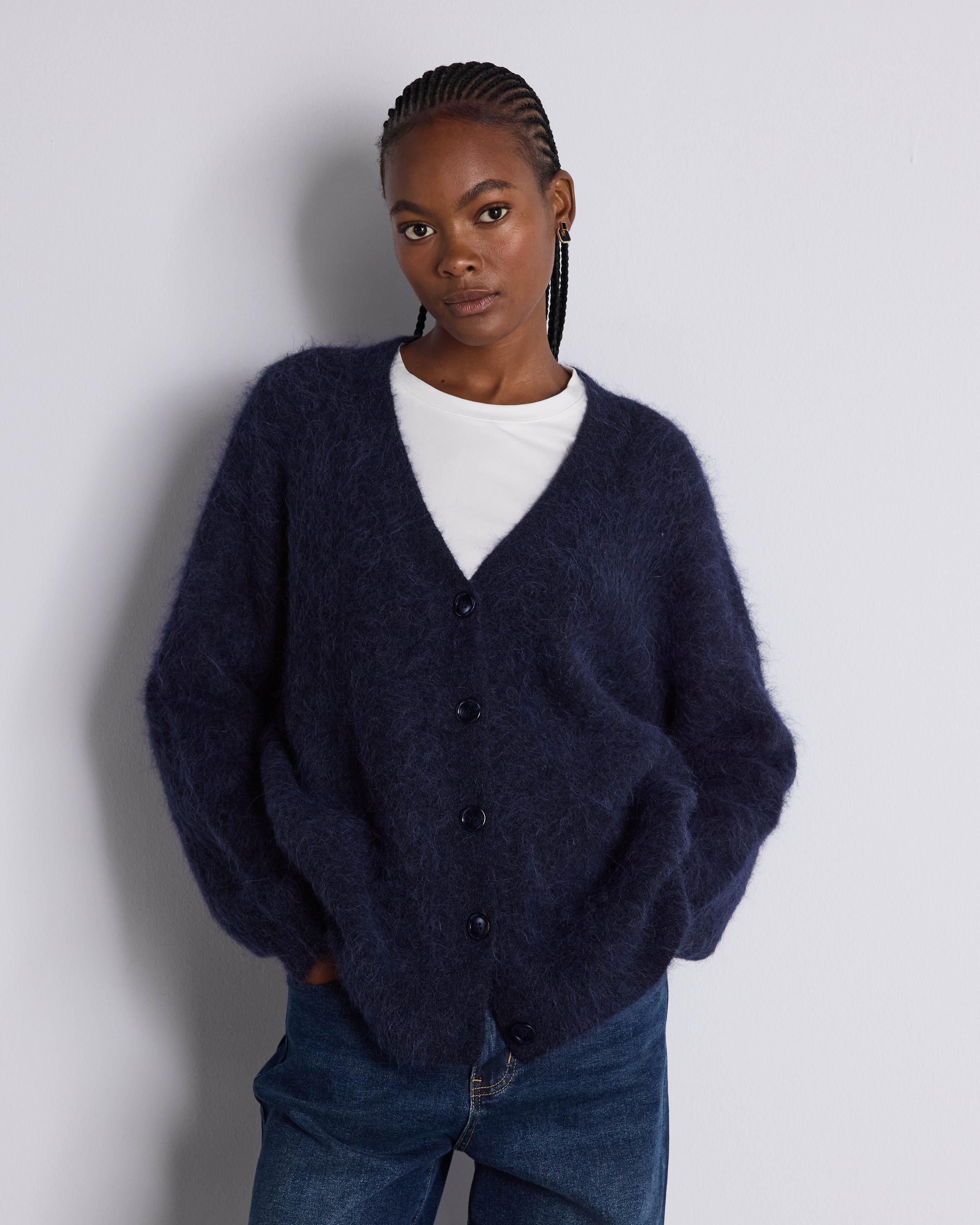 Knitwear & Sweats - Poetry