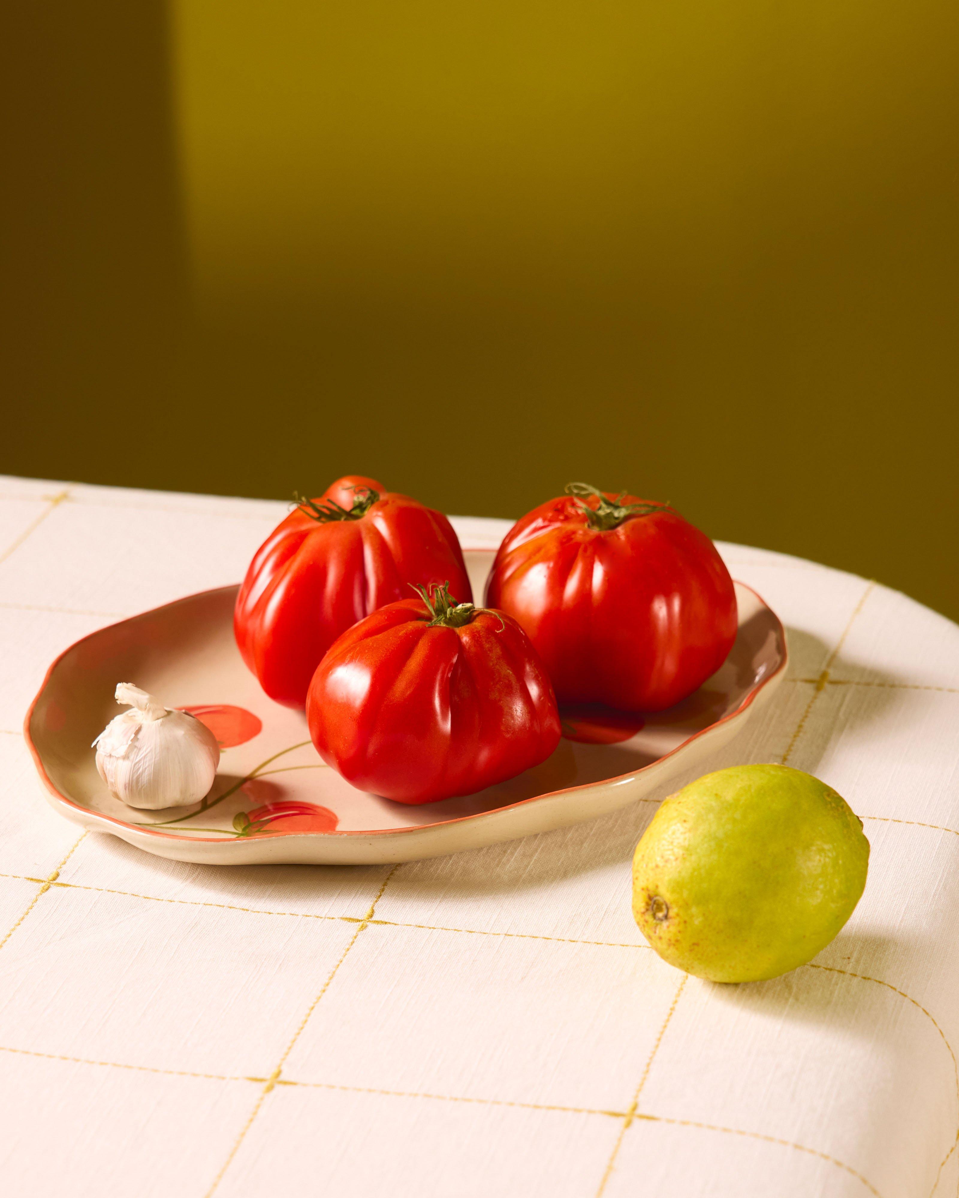  Heirloom Tomato Small Flutter Oval Platter  -  Milk