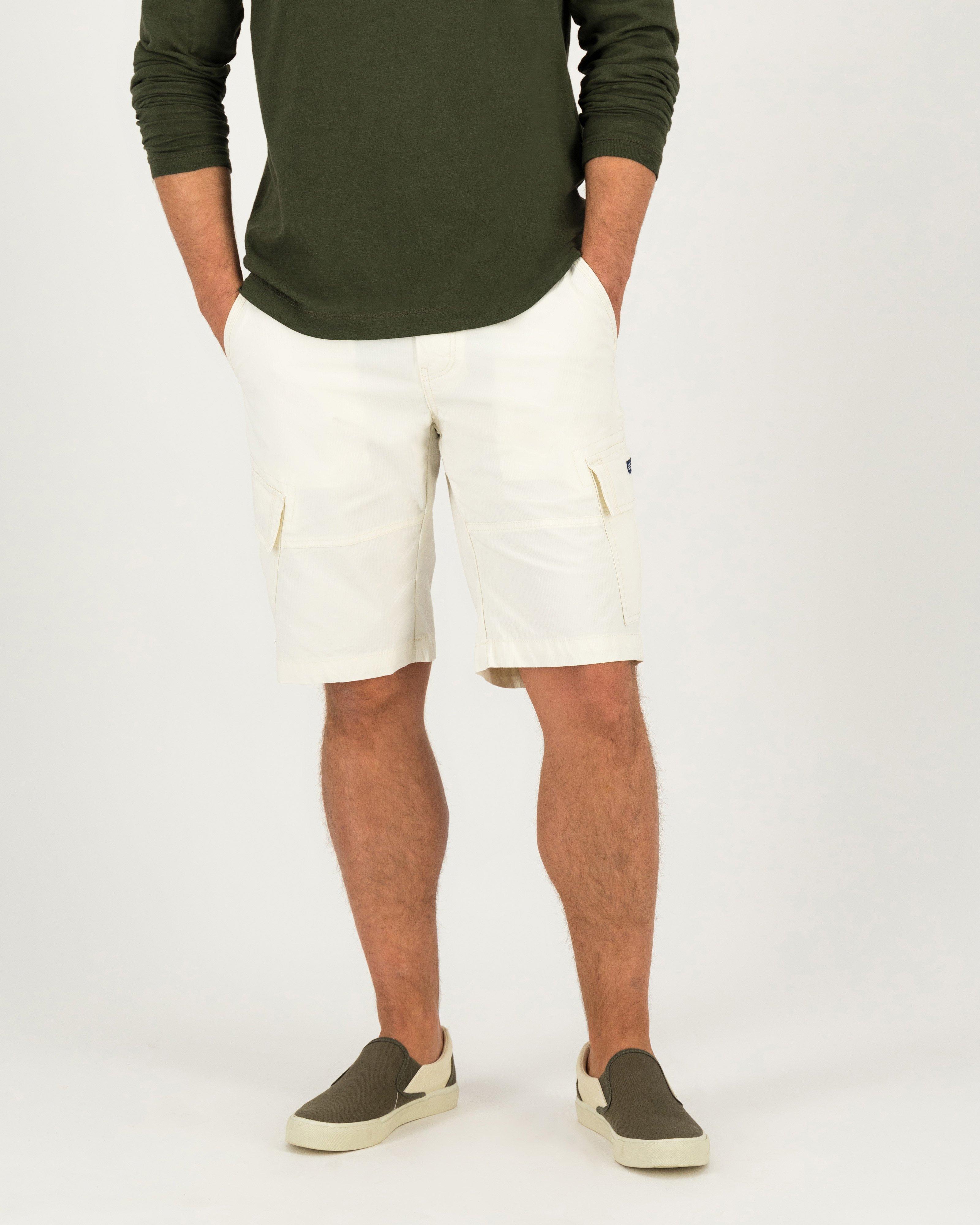 Khaki shorts for guys sales