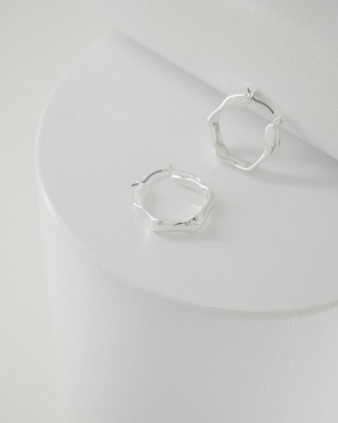Octagonal Twisted Hoop Earrings -  silver