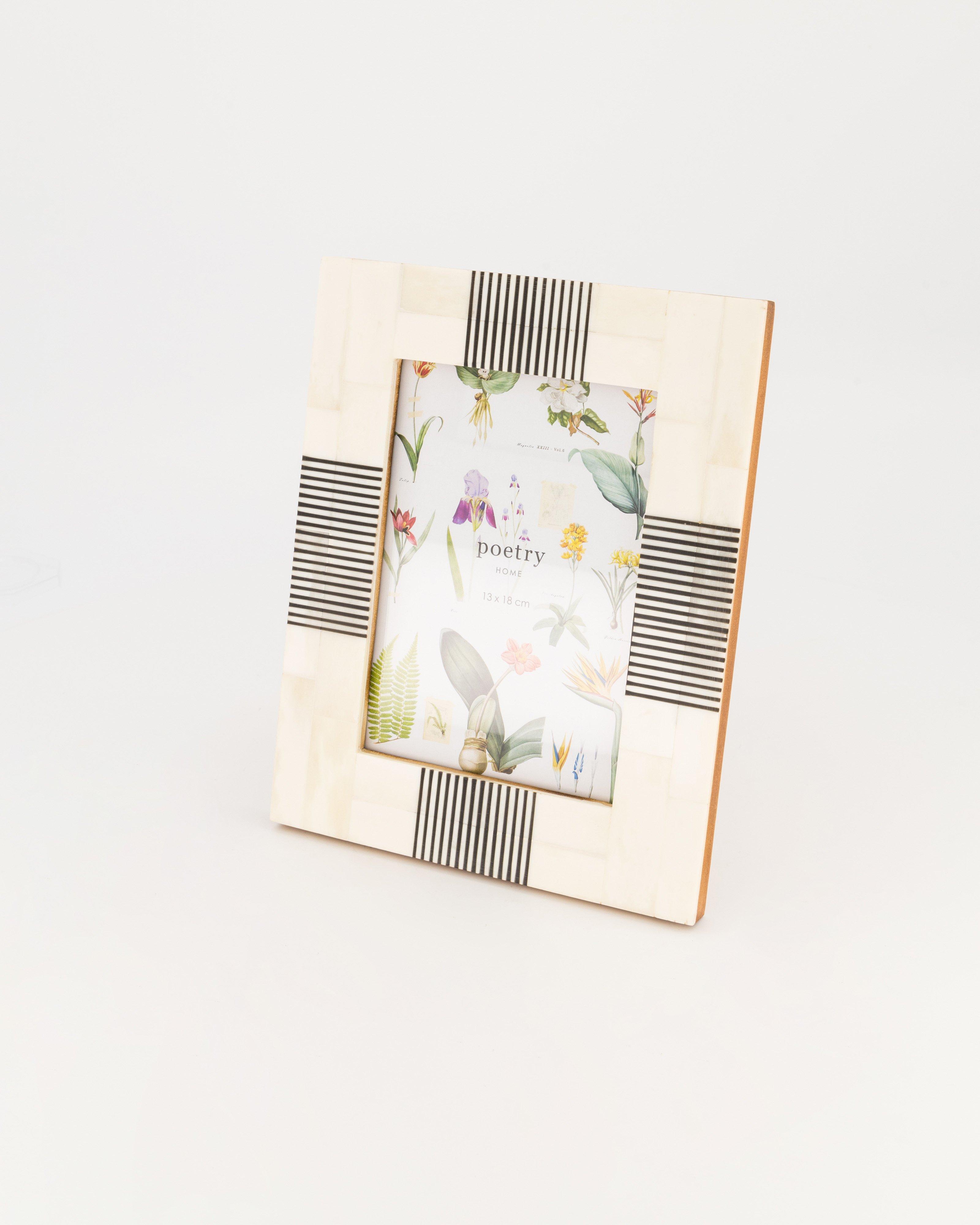 Bone Stripe Frame